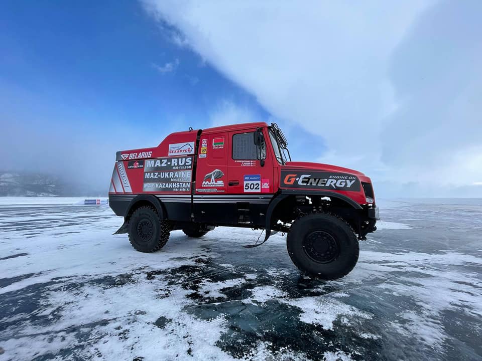 Изображение к статье «УСТАНОВЛЕН МАКСИМАЛЬНЫЙ РЕКОРД СКОРОСТИ НА ЛЕДЯНОЙ ТРАССЕ БАЙКАЛА»