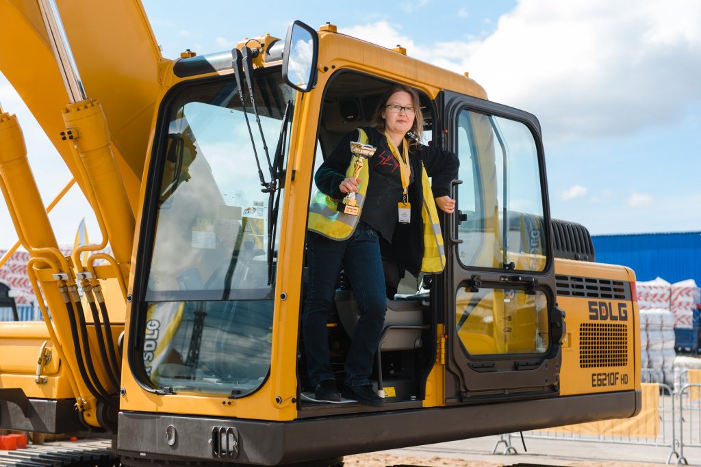 D75_1270.jpg D75_1270.jpg