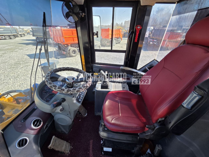 Купить Погрузчик фронтальный LONKING CDM835 б/у (2023 г.в., 2 315 м/ч) (1334) в компании Русбизнесавто - изображение 2