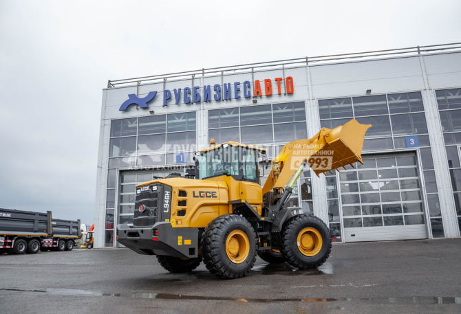 Купить Погрузчик фронтальный LGCE L946H (ковш 2,3 м стандартный, доп. линия, быстросъем) в компании Русбизнесавто - изображение 0