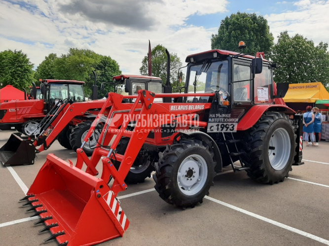 Купить Экскаватор-погрузчик ЭП-491 на базе МТЗ-92П (аналог ЭО2626) в компании Русбизнесавто - изображение 0