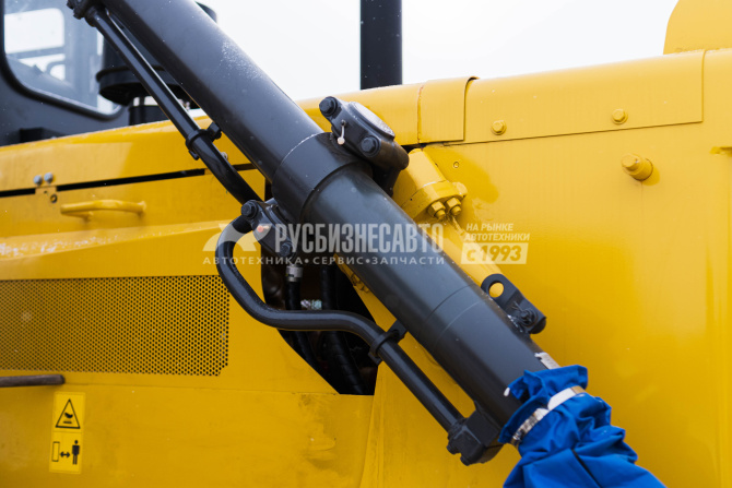 Купить Бульдозер гусеничный ZOOMLION ZD160-3 (кондиционер, гусеница 510мм, без рыхлителя) в компании Русбизнесавто - изображение 3