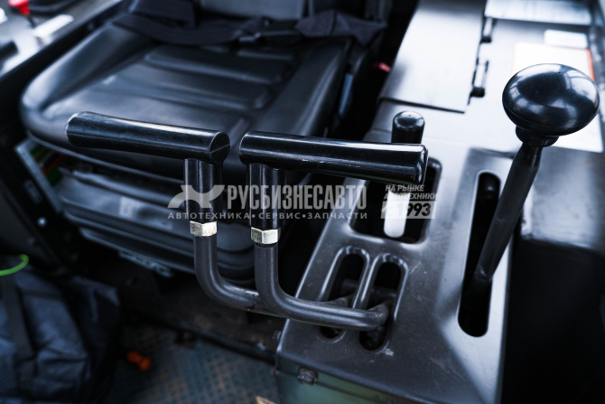 Купить Бульдозер гусеничный ZOOMLION ZD160-3 (кондиционер, гусеница 510мм, без рыхлителя) в компании Русбизнесавто - изображение 8