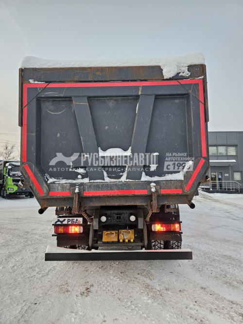 Купить Самосвал HOWO T5G 8x4 б/у (2022г.в., 129 594 км.)(5873)новая резина зад. ось в компании Русбизнесавто - изображение 4