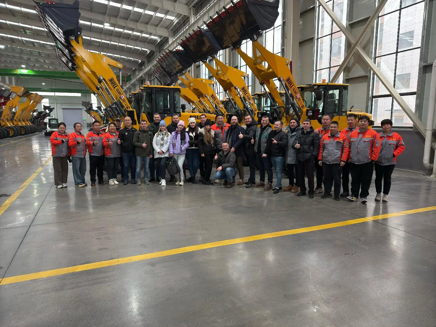 Изображение к статье ««Русбизнесавто» посетило завод BULL в Китае»